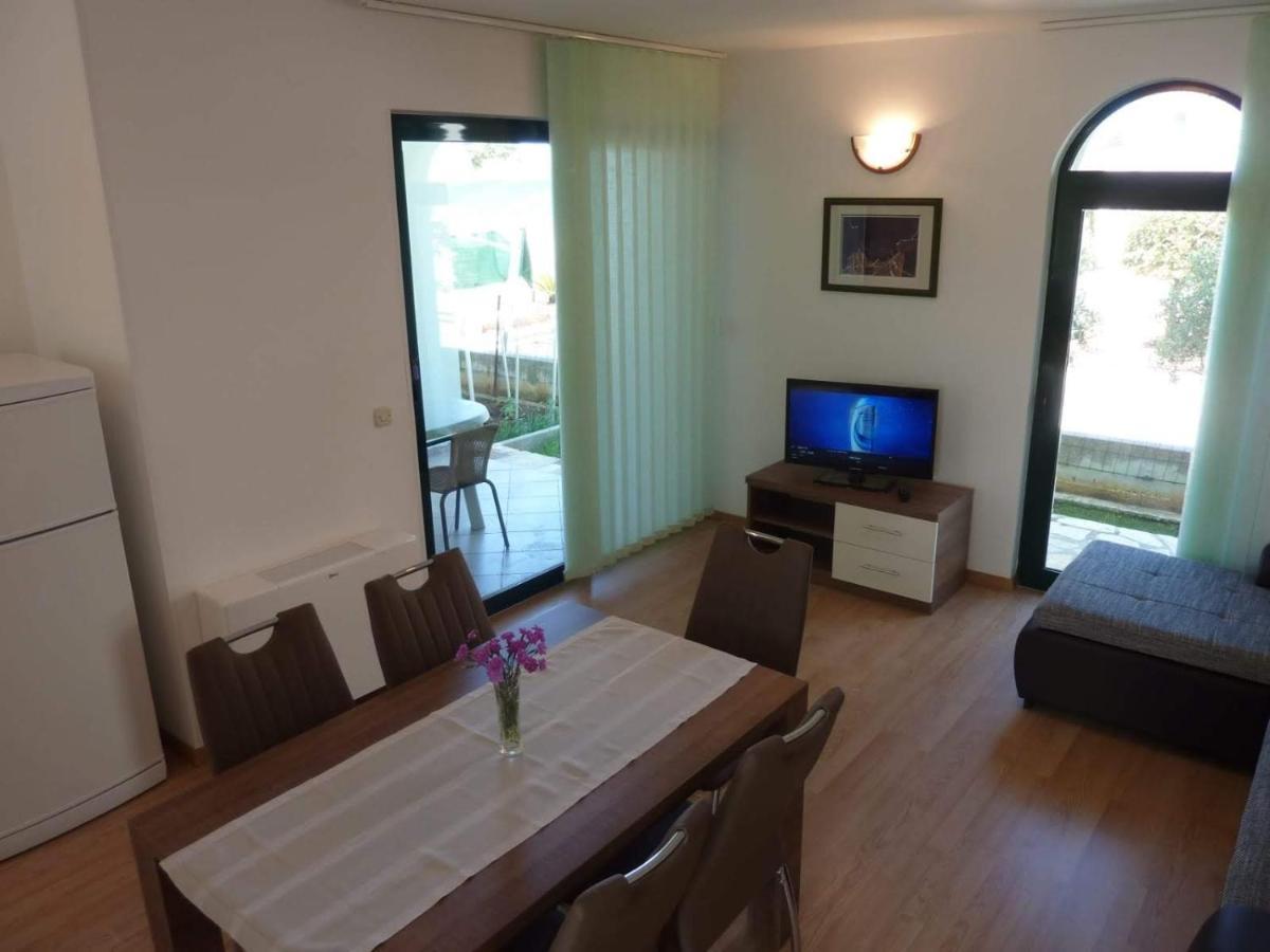 Apartments Mlikota 자톤 외부 사진
