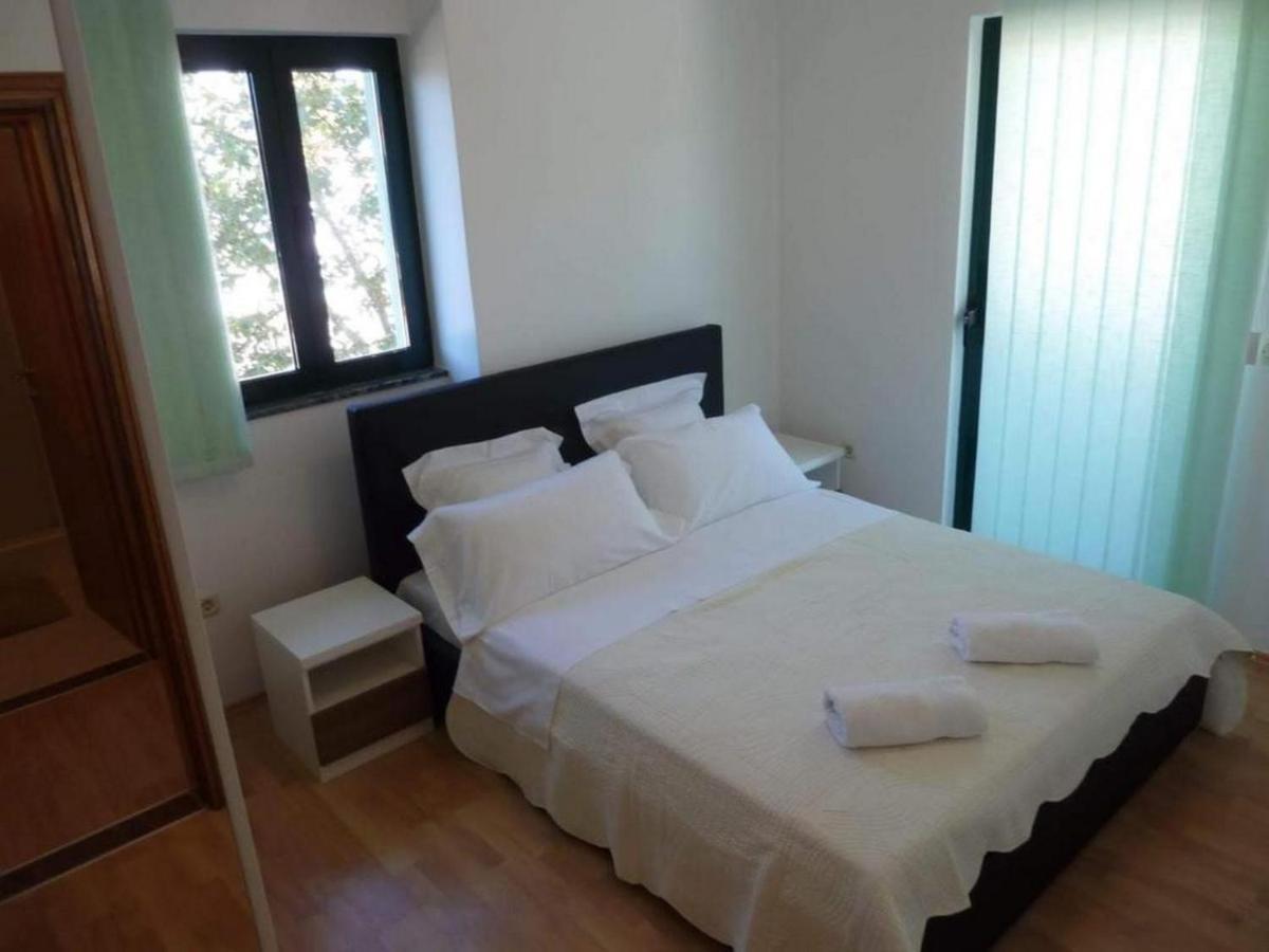 Apartments Mlikota 자톤 외부 사진